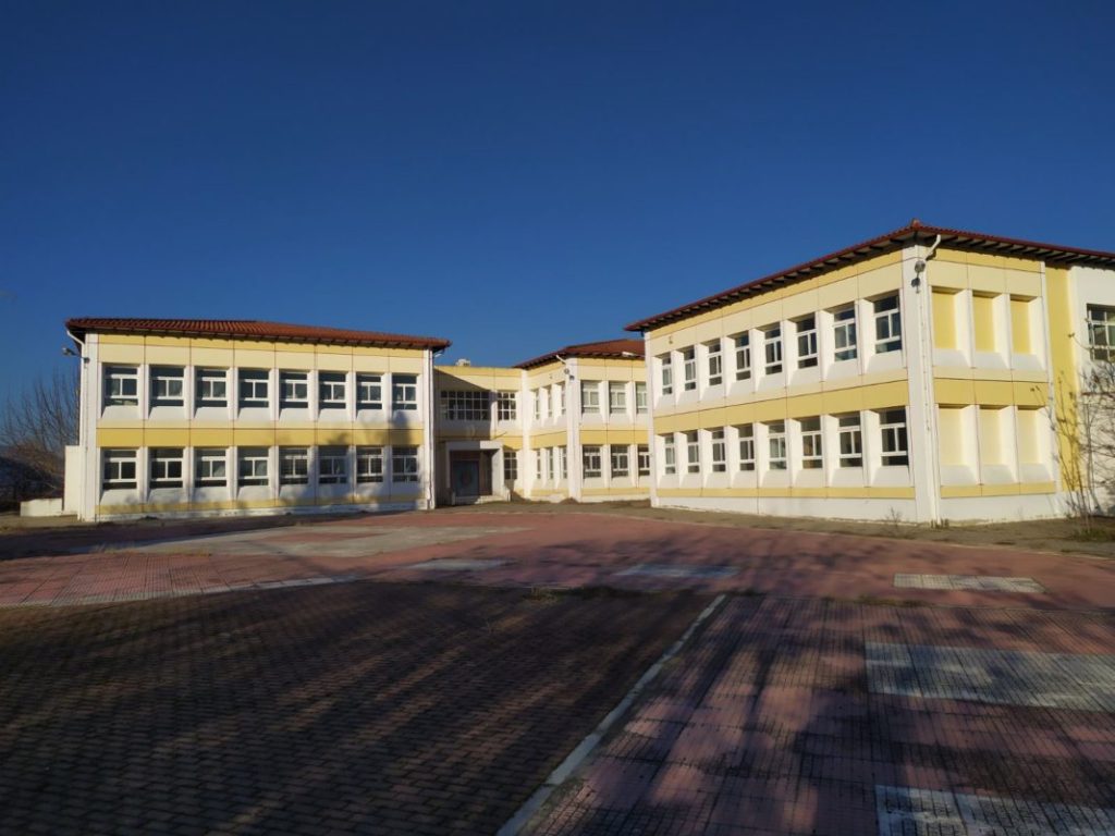 Το ΓΕΕΘΑ παραχωρεί κτίριο για την άμεση στέγαση του δημοτικού σχολείου Δαμασίου στην Ελασσόνα