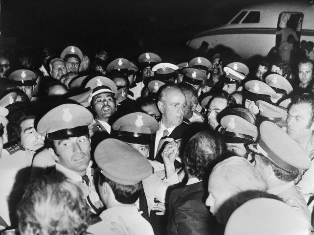 24 Ιουλίου 1974: Η επιστροφή του Κωνσταντίνου Καραμανλή στην Ελλάδα