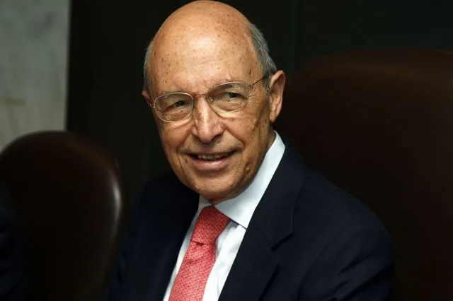 Πέθανε ο Κώστας Σημίτης Πέθανε ο Κώστας Σημίτης